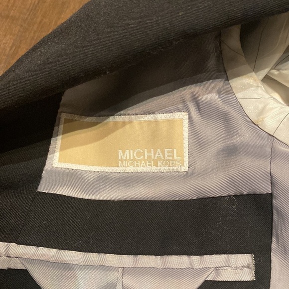Michael Kors Boys Blazer size 8, black with lilac bow - Picture 6 of 8